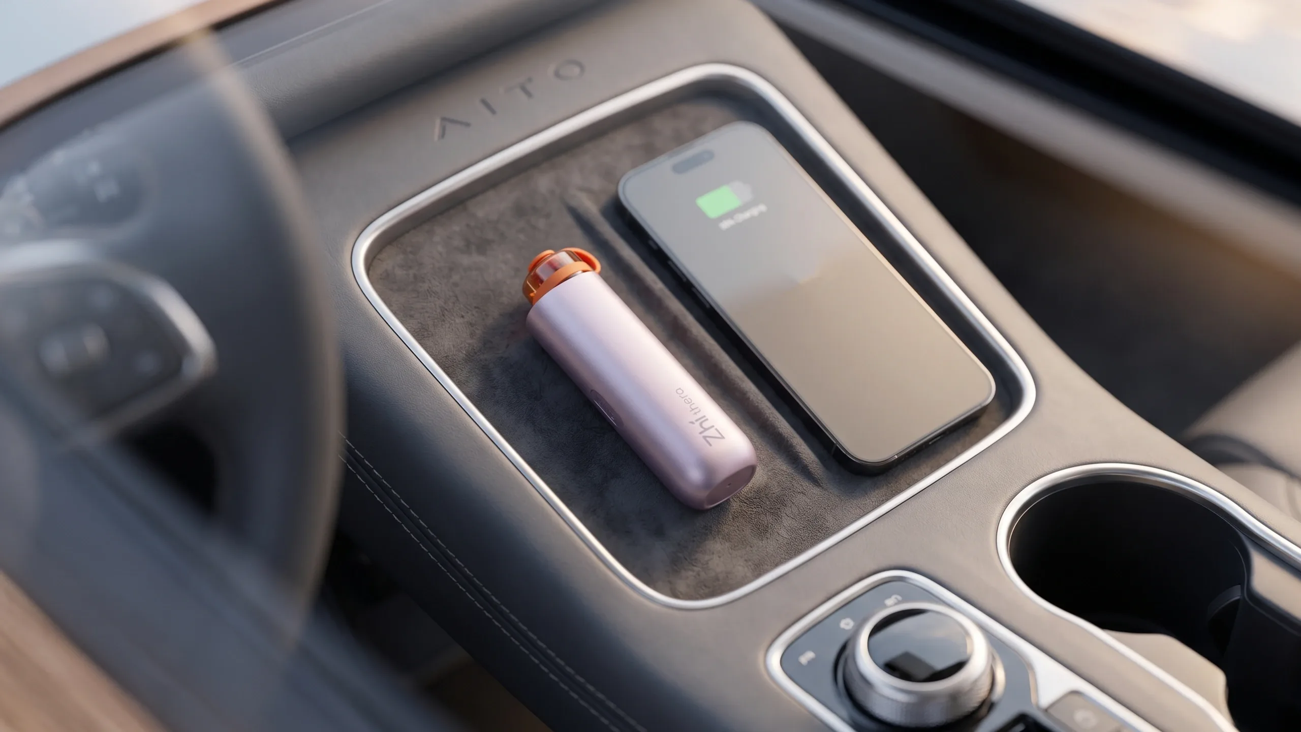 Enjoy your favourite scents from a reusable oil cartridge.